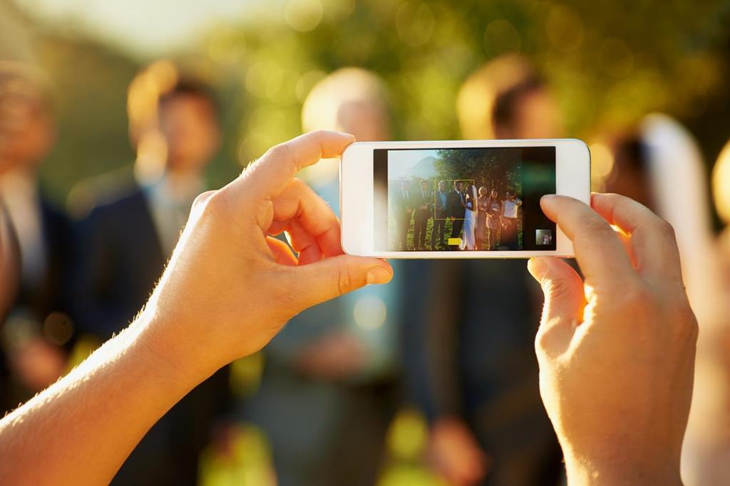 Quelques conseils pour filmer son mariage au Smartphone.